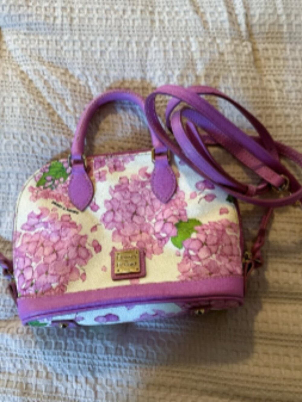 Dooney and Bourke Hydrangea Crossbody/Satchel Lilac Excellent - Picture 5 of 9